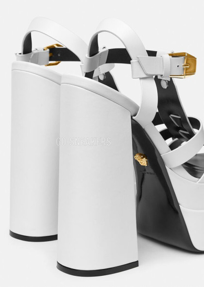 Женские босоножки Versace La Medusa White