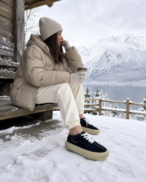 Унисекс зимние кроссовки Golden Goose ggobispace Low Winter Suede Black