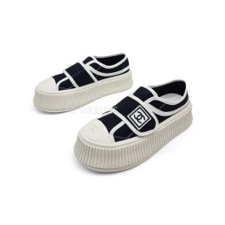 Chanel Platform Black/White