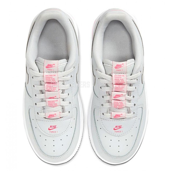 Женские кроссовки Nike Force 1 LV8 3 Photon Dust