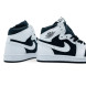 Унисекс зимние кроссовки Nike Air Jordan 1 Winter White Black