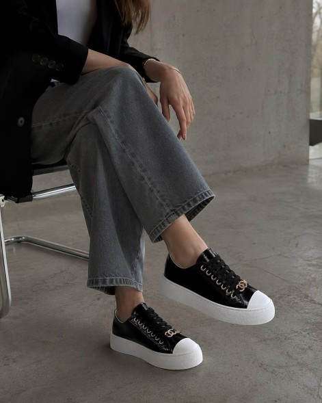 Женские кеды Chanel Black Leather Sneakers