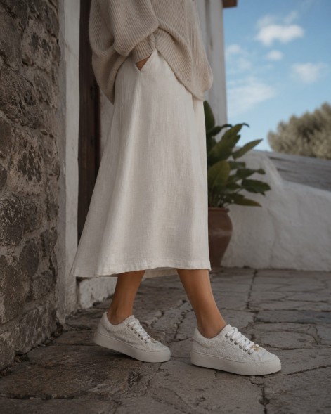 Женские кеды Chanel White Textile Sneakers